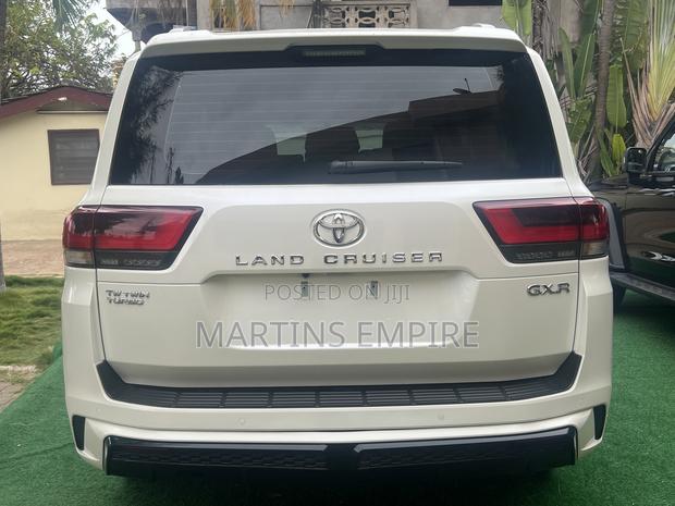 New Toyota Land Cruiser 3.3 Diesel 4WD 2022 White