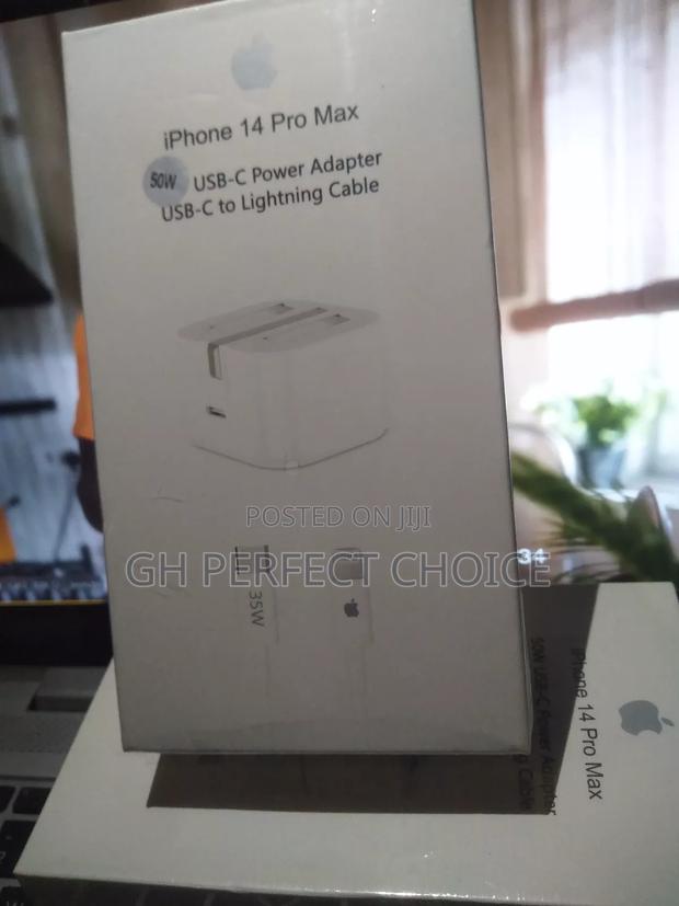 Rapidfuel 35: iPhone Type-C Fast Charger · Photo 1