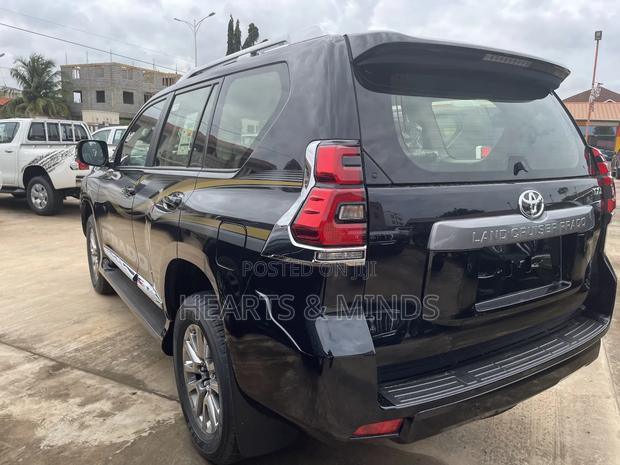 New Toyota Land Cruiser Prado 2023 Black photo 2