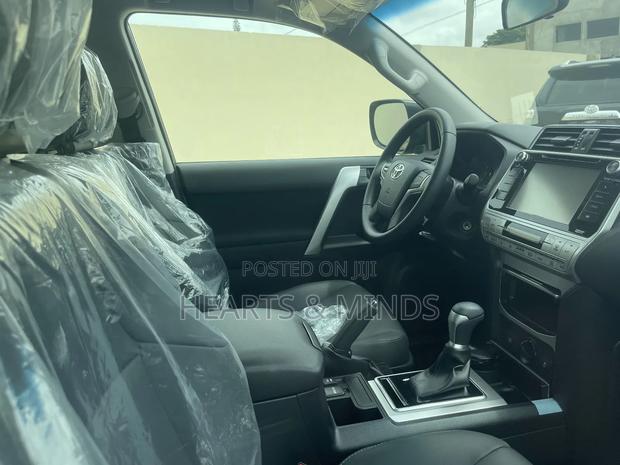 New Toyota Land Cruiser Prado 2023 Black photo 9