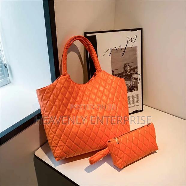 Ladies Travel Bag photo 2
