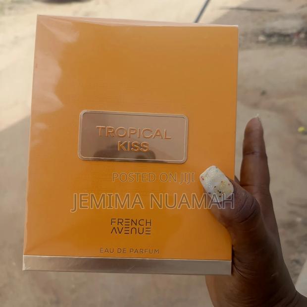 Tropical Kiss Perfume · Photo 2