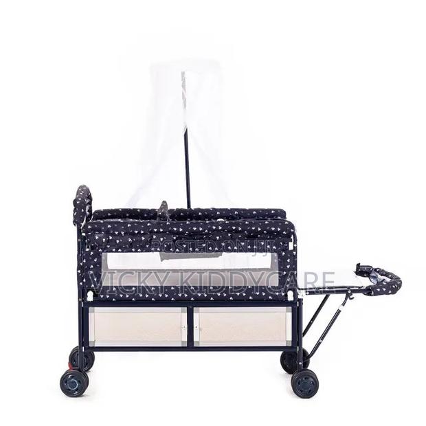 Baby Push Push Metal Cot · Photo 2