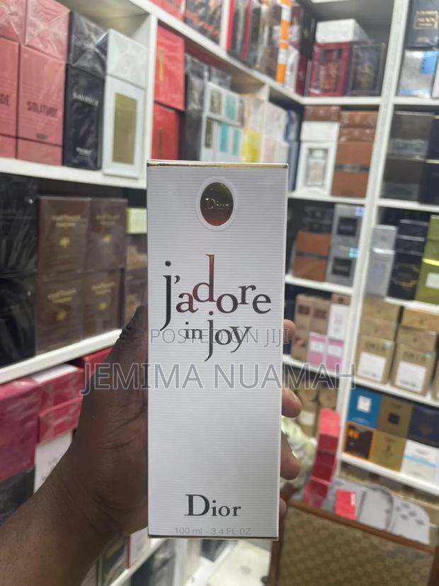 J'adore in Joy · Photo 1