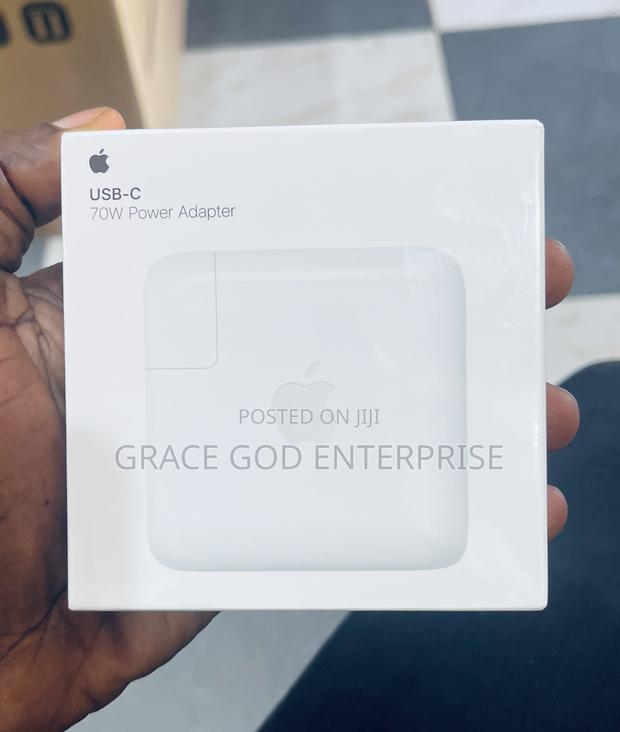 Original Apple Macbook 70W Gan Adapter. · Photo 3