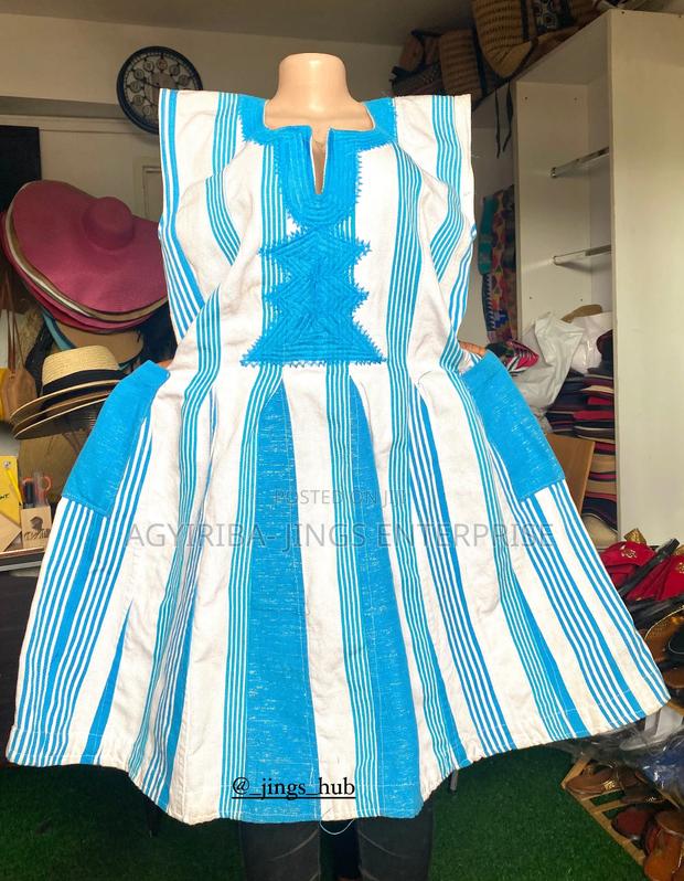Smock Dresses · Photo 3
