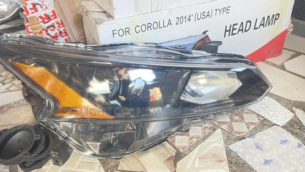 Nissan Altima 18 Dark Color Right