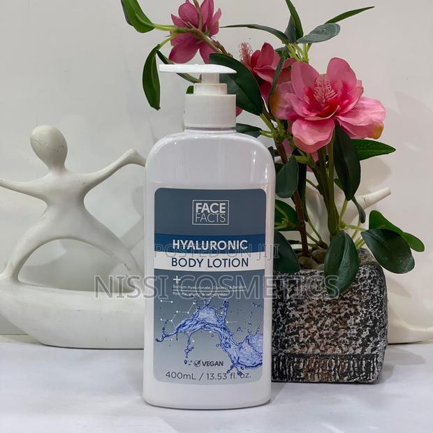 Face Facts Hyaluronic Body Lotion · Photo 2