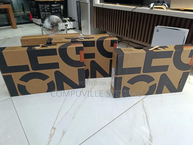 New Laptop Lenovo Legion 5 32GB Intel Core I9 SSD 1T · Photo 2
