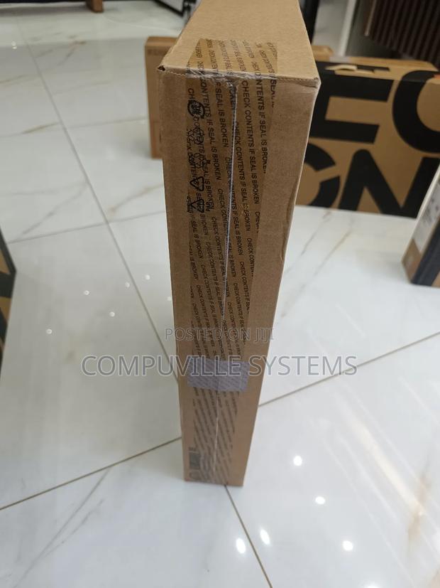 New Laptop Acer Predator Helios Neo 16 32GB Intel Core i9 SSD 1T · Photo 3