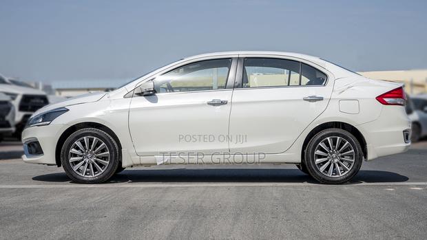 New Toyota Belta 2023 White photo 4