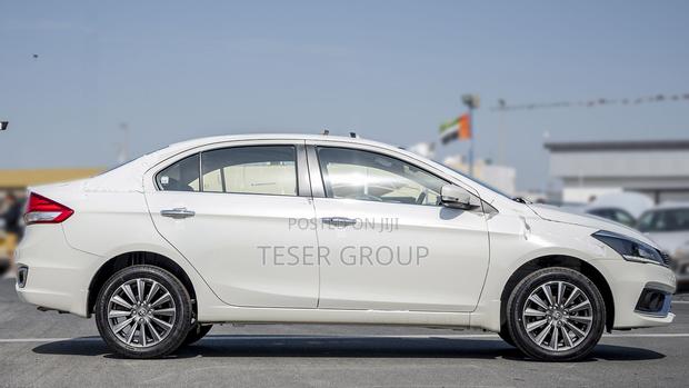 New Toyota Belta 2023 White photo 3