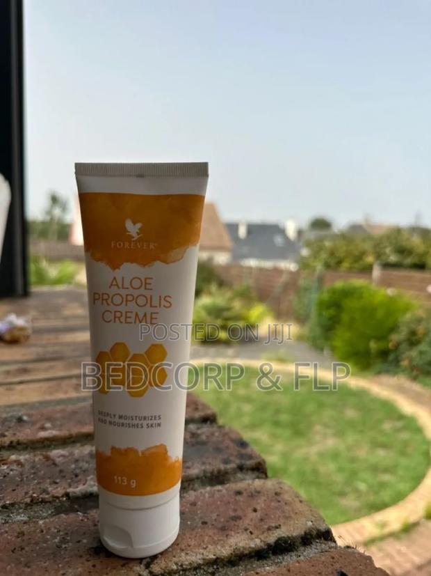 Best Night Creme Propolis Creme · Photo 2
