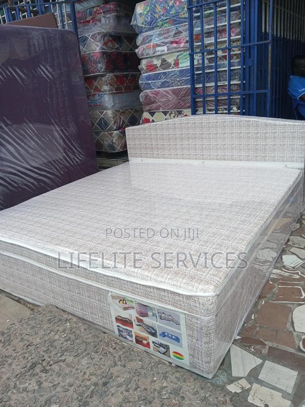 Simply Designed Bed Inbuilt With Foam Queen Size