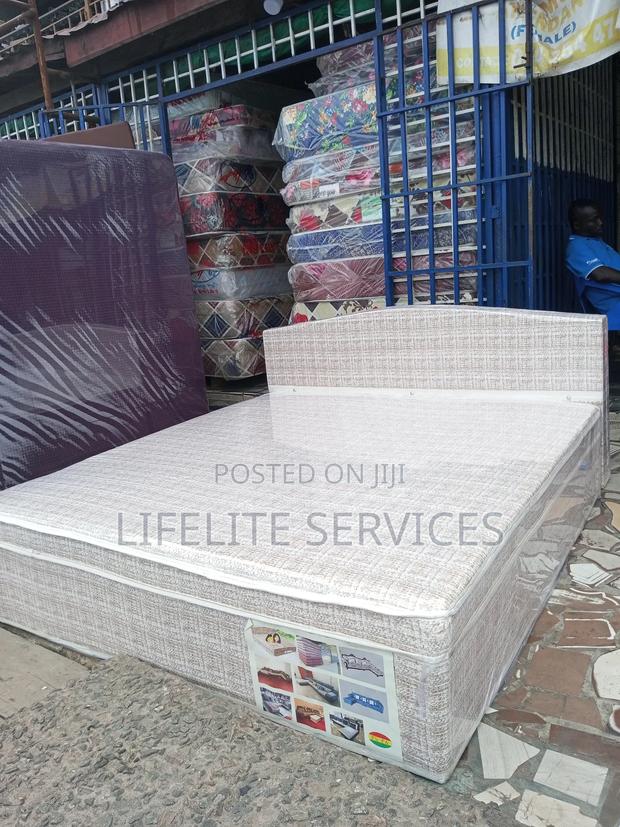 Simply Designed Bed Inbuilt With Foam Queen Size