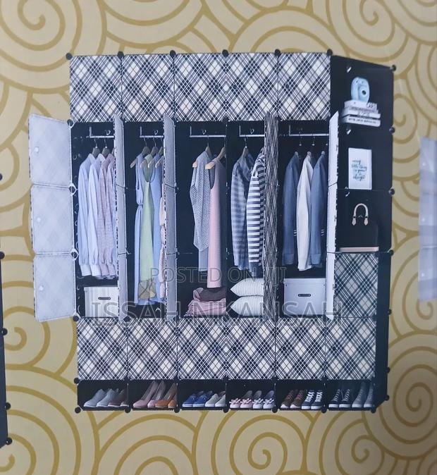 30 Cute Plastic Wardrobe · Photo 4