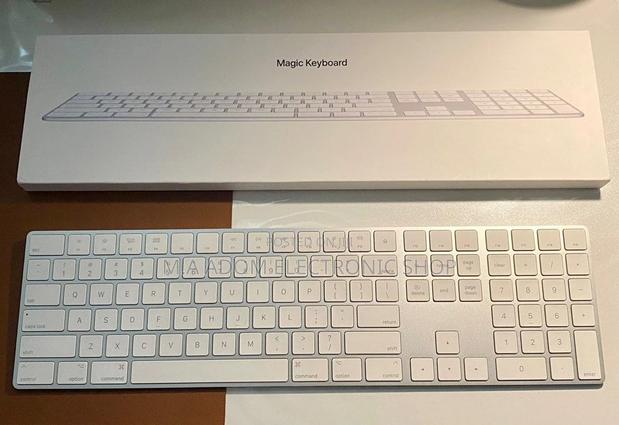 Apple Magic Keyboard With Tocuh · Photo 2