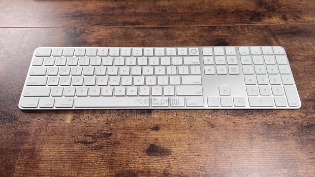 Apple Wireless Bluetooth Magic Keyboard With Touch · Photo 2