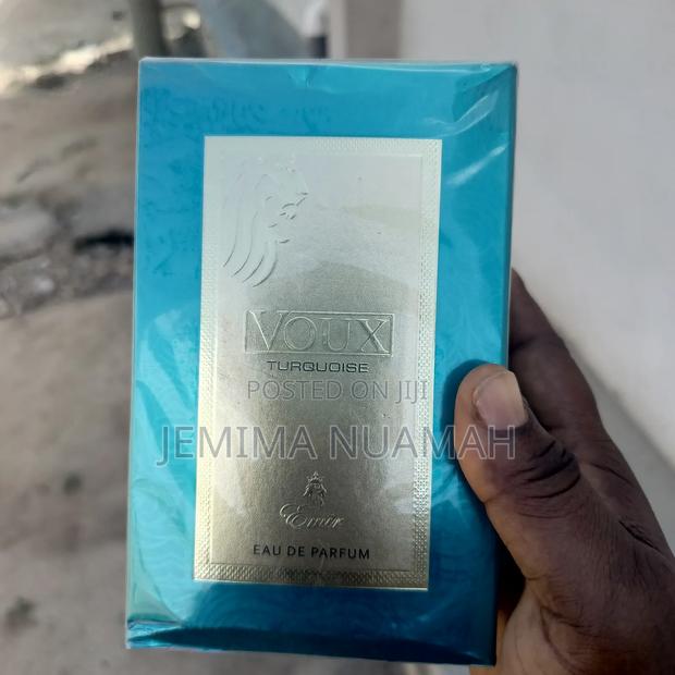 Voux Turquoise Perfume · Photo 3