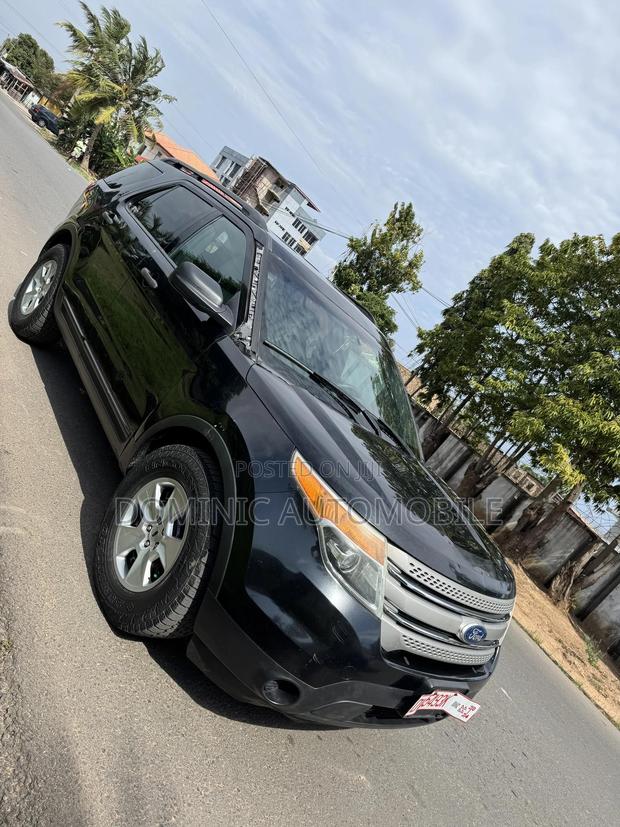 Ford Explorer Base 4dr FWD (3.5L 6cyl 6A) 2012 Black