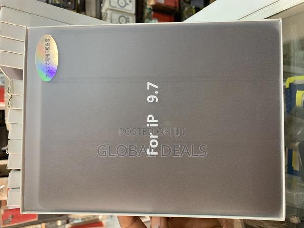 Original iPad Pro 9.7 Leather Covers · Photo 4