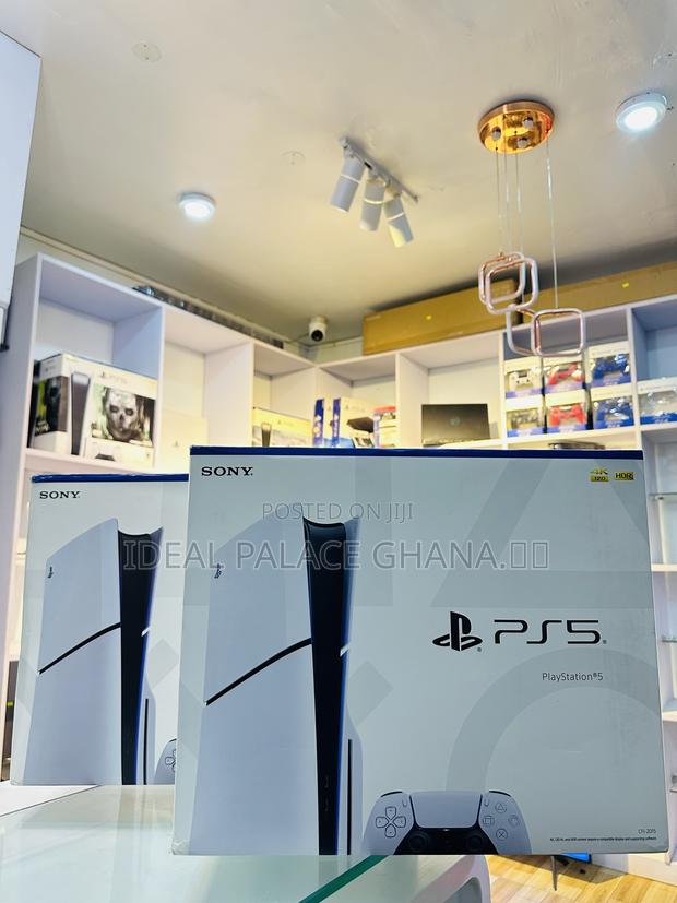 Brand New Standard Slim Ps5 · Photo 3