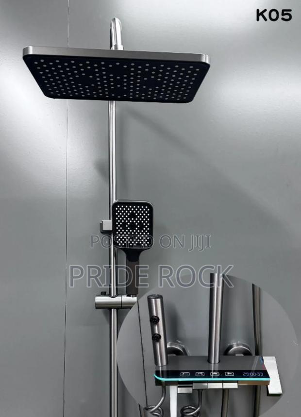 Thermostatic Shower Pole, Led Shower · Photo 2