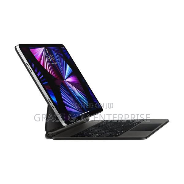Apple Magic Keyboard for iPad Pro 11 · Photo 3