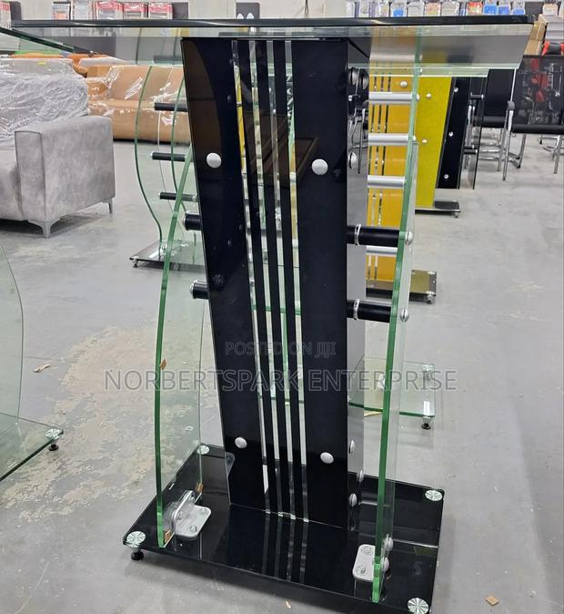 Glass Pulpit(Pt226) · Photo 1