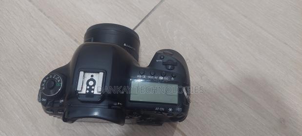 Canon 5d Mark Iv With 50mm Lens photo 5
