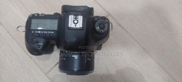 Canon 5d Mark Iv With 50mm Lens photo 6