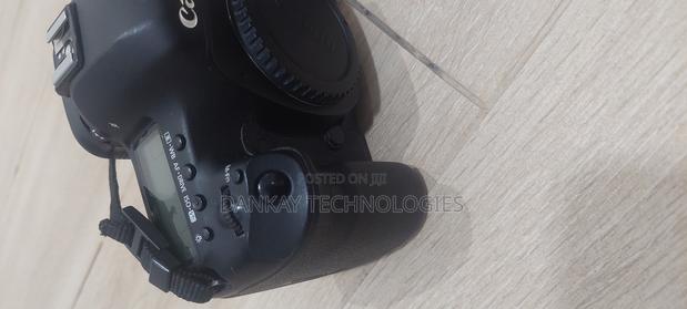 Canon 5d Mark Iii Body Only photo 3