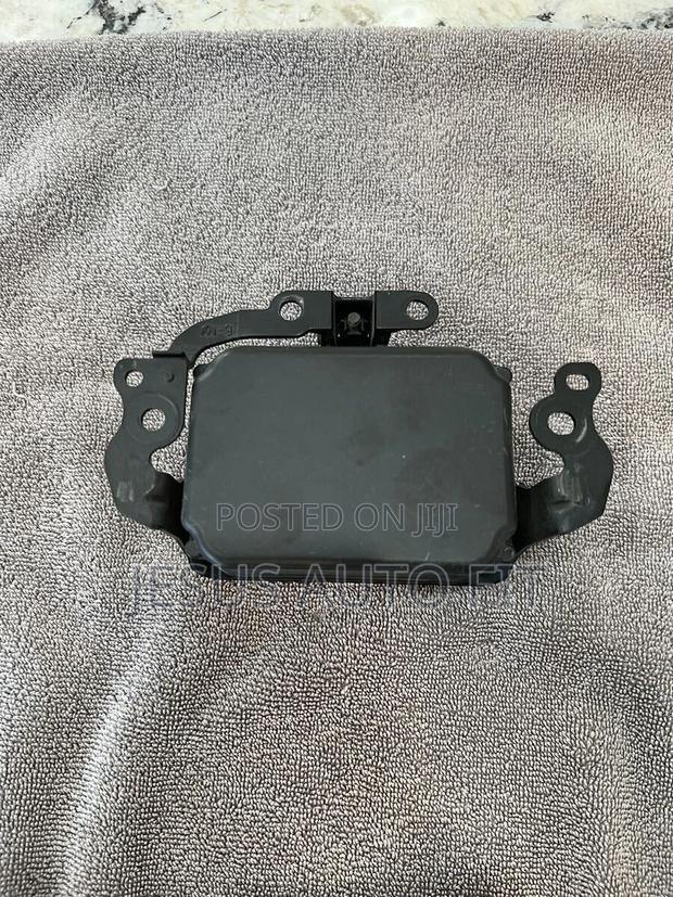 Toyota Corollary Front Cruise Control Radar Sensor