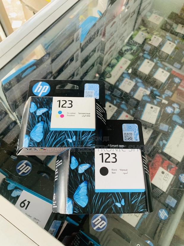 HP 123 Black Colour Original Ink Cartridge · Photo 2