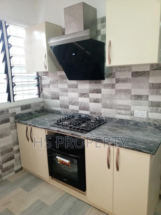 4bdrm House in East Legon for rent photo 8