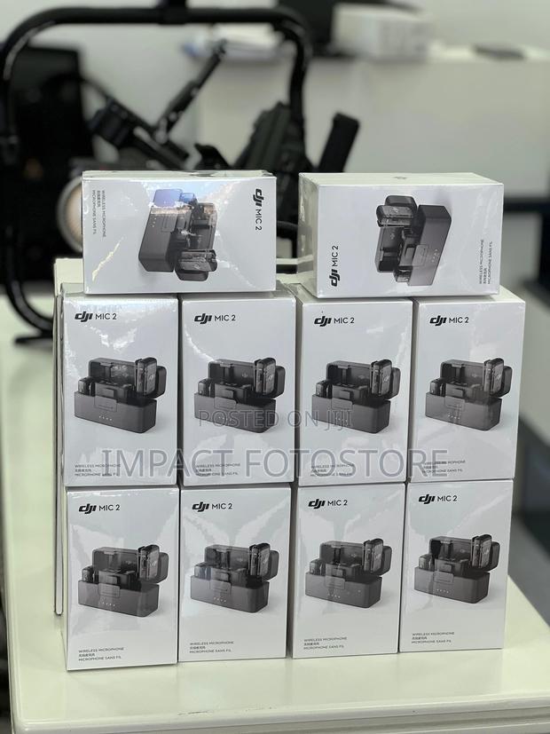 Dji Mic 2 2-person Compact Digital Wireless Microphone · Photo 2