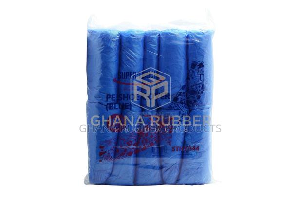 Disposable Non-Slip Shoe Covers (10 Packets) · Photo 3