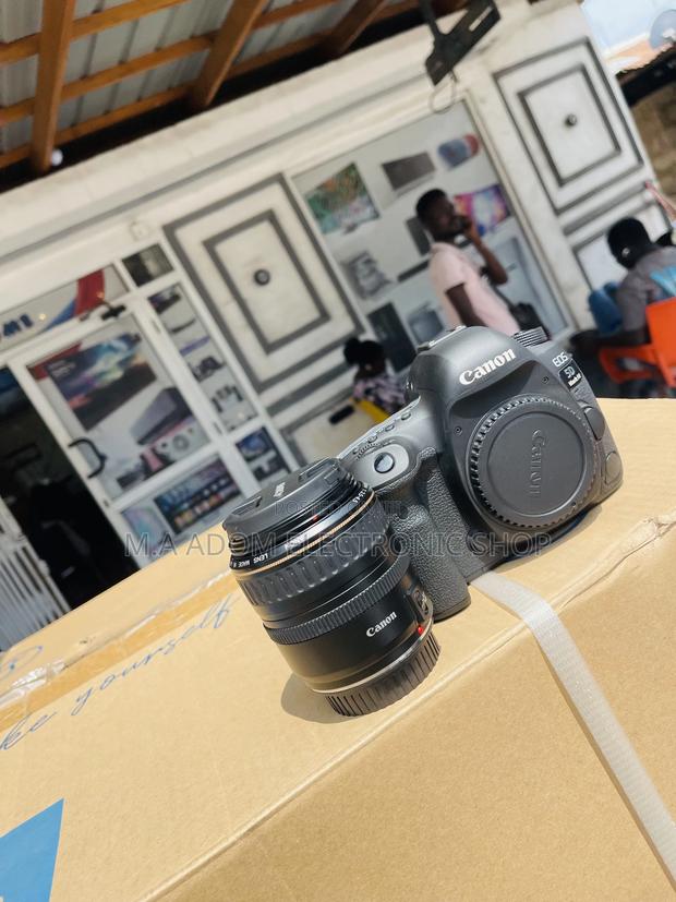 Purchase Classic Canon EOS 5D Mark IV Digital SLR Camera · Photo 2