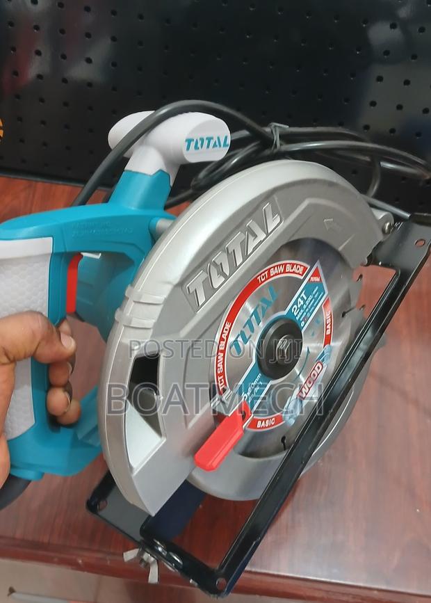 Total Circular Saw 1600W - 185mm photo 2