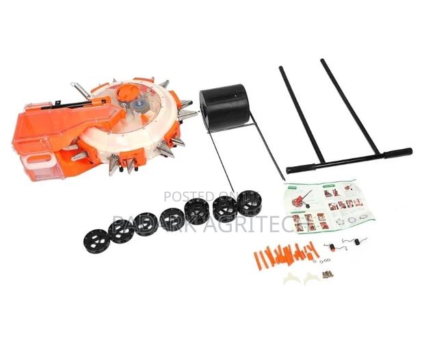 All Seed Planter and Fertilizer Applicator · Photo 4