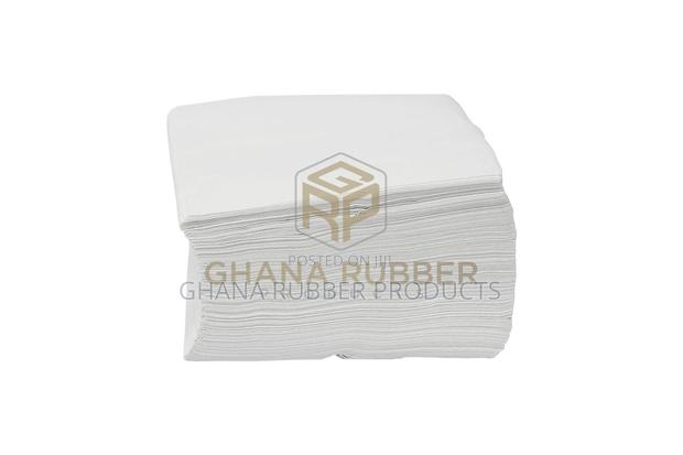 Duni Luxury Napkins White (16 Packets) · Photo 4