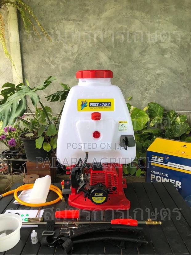 Pressure Spraying Machine · Photo 2