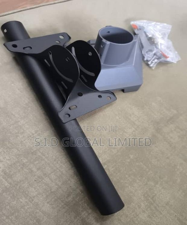 Grab the Proper Starlink GEN 3 Pole Mount · Photo 2