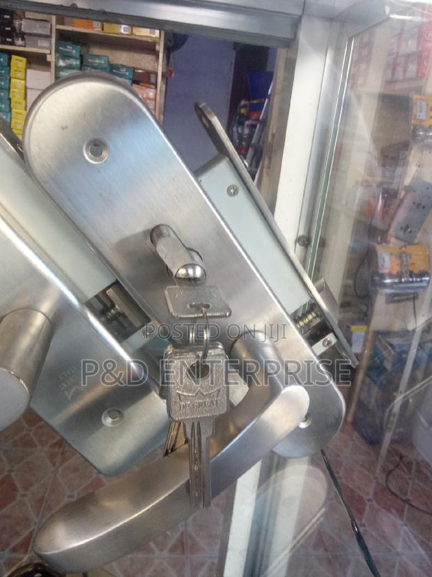 High Quality Wooden Door Lock · Photo 4