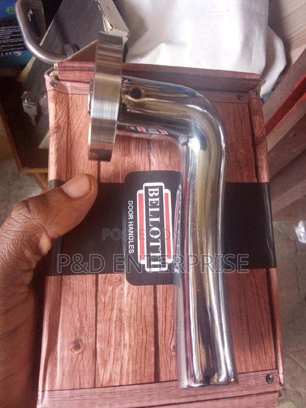Quality Separate Handles · Photo 2