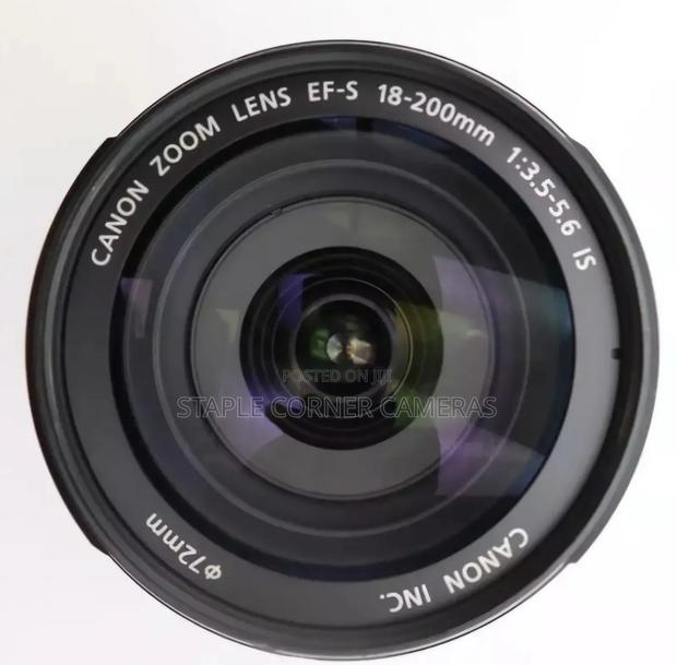CANON Ef-S 18-200mm Zoom Lens photo 2
