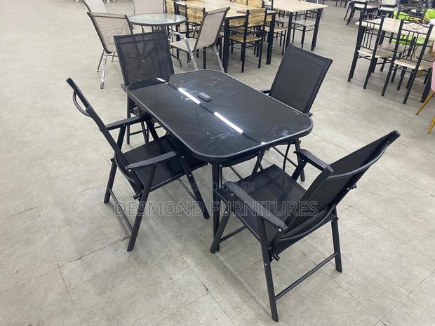 Outdoor Table With 4 Chairs
