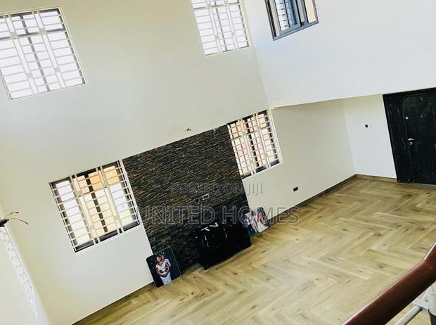 5bdrm House in Oyarifa for sale · Photo 3