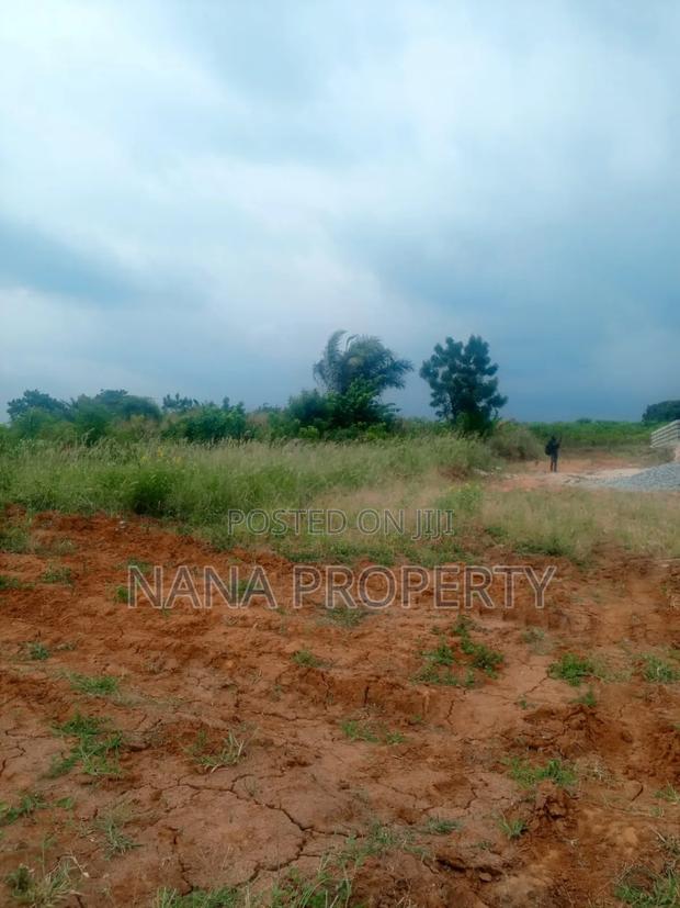 Four Plots of Land for Sale Located at Oyarifa Kuotaam Estat · Photo 1