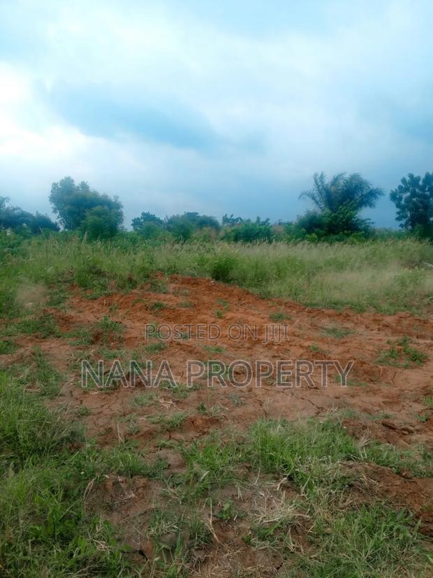 Four Plots of Land for Sale Located at Oyarifa Kuotaam Estat · Photo 3